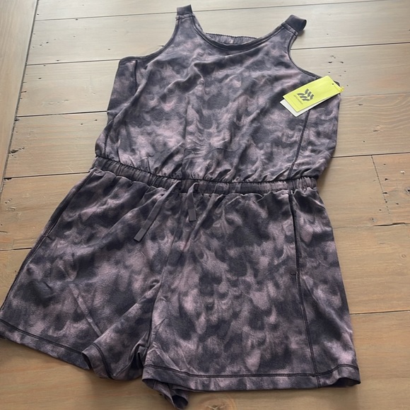 All in Motion girls romper …. Never worn new with tags - Picture 2 of 6